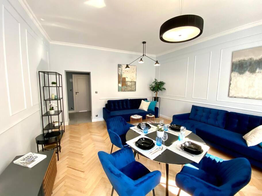 Apartament Gorgeous Historic Tenement Apt. - New Town Square! *